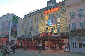 Bristol Hippodrome, United Kingdom: outside London: Facade in 2009