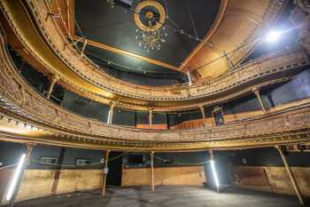 Citizens Theatre, Glasgow, United Kingdom: outside London: Auditorium from Stalls front House Right