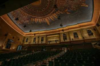 Egyptian Theatre, Hollywood, Los Angeles: Hollywood: Auditorium from Screen Closeup