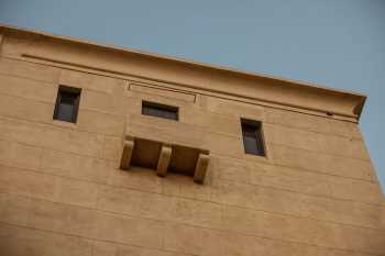 Egyptian Theatre, Hollywood, Los Angeles: Hollywood: False Balcony atop Stagehouse