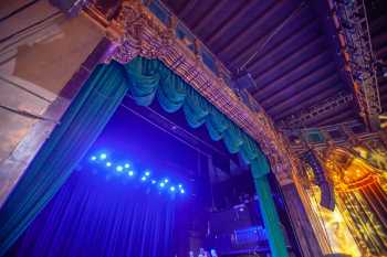 Fonda Theatre, Hollywood, Los Angeles: Hollywood: Stage and Ceiling from Orchestra