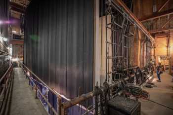 Hanna Theatre, Cleveland, American Midwest (outside Chicago): Fly floor from upstage right
