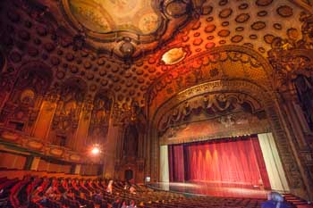 Los Angeles Theatre, Los Angeles: Downtown: Auditorium from Orchestra Right