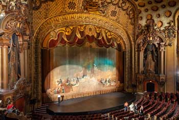 Los Angeles Theatre, Los Angeles: Downtown: Act Curtain