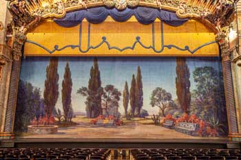 Majestic Theatre, San Antonio, Texas: Fire Curtain Closeup