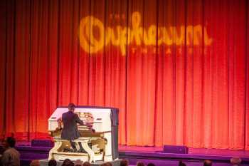 Orpheum Theatre, Los Angeles, Los Angeles: Downtown: Mighty Wurlitzer Organ With Organist Mark Herman