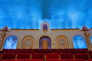 Orpheum Theatre, Phoenix, American Southwest: Balcony Rear Wall with bust at top and cylindrical Mayan vase below