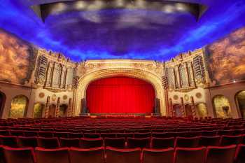 Orpheum Theatre, Phoenix, American Southwest: Auditorium from Orchestra center