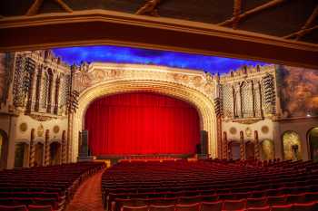Orpheum Theatre, Phoenix, American Southwest: Auditorium from under Balcony Soffit