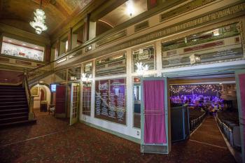 Paramount Theatre, Austin, Texas: Inner Lobby