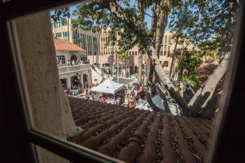 Pasadena Playhouse, Los Angeles: Greater Metropolitan Area: View to Courtyard from Library