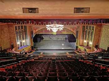 Shrine Auditorium, University Park, Los Angeles: Greater Metropolitan Area: Auditorium from Balcony rear center