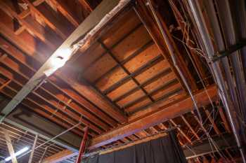 Shrine Auditorium, University Park, Los Angeles: Greater Metropolitan Area: Trap in Trap Room ceiling