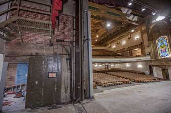 State Theatre, Los Angeles, Los Angeles: Downtown: Stage Left and Auditorium