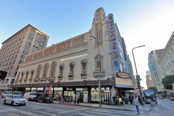 Tower Theatre, Los Angeles, Los Angeles: Downtown: 8th St façade in 2018
