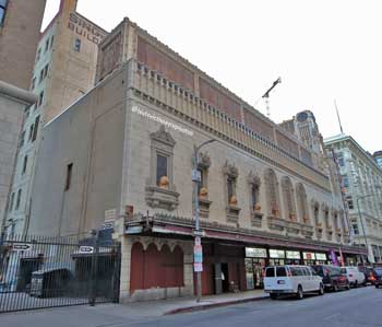 Tower Theatre, Los Angeles, Los Angeles: Downtown: Rear and 8th St façade in 2018