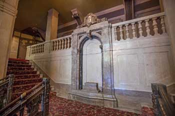 Tower Theatre, Los Angeles, Los Angeles: Downtown: Lobby Stairs Landing