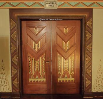 Warner Grand, San Pedro, Los Angeles: Greater Metropolitan Area: Office Doors