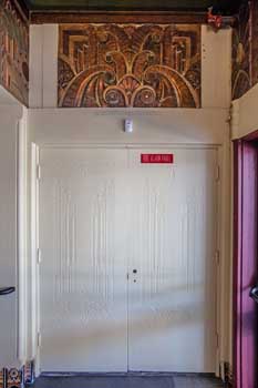 Warner Theatre, Huntington Park, Los Angeles: Greater Metropolitan Area: Vestibule Door Detail