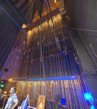 The Wiltern, Koreatown, Los Angeles: Greater Metropolitan Area: Downstage Counterweight Wall